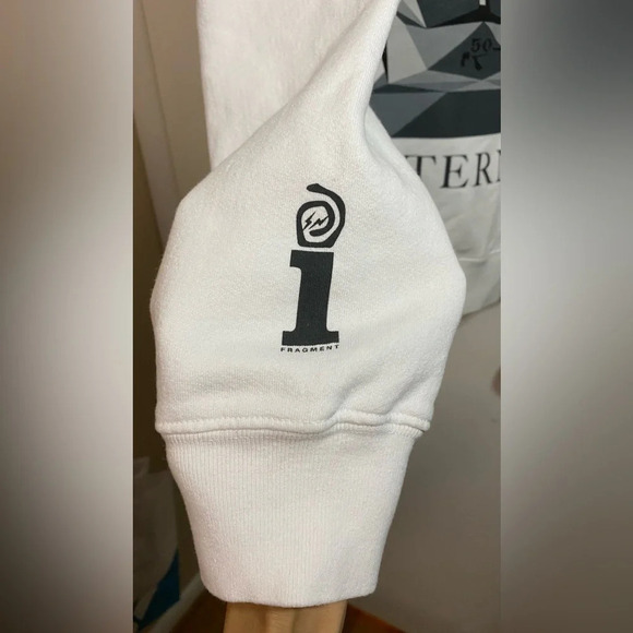Fragment x Interscope 2Pac Tupac White Hoodie Size XL - Picture 7 of 11